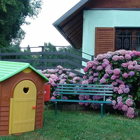 Vernetta Bed & Breakfast *